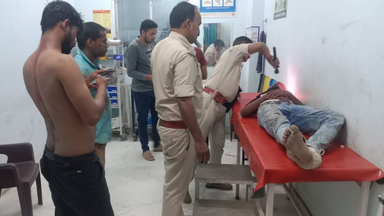 Bihar News Young man stabbed to death in Gopalganj situation of tension in area police forces deployed