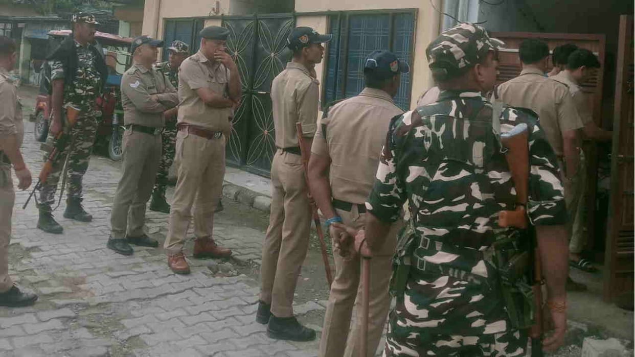 Royal Arms name is involved in smuggling it is also suspected of supplying arms to Naxalites Uttarakhand News