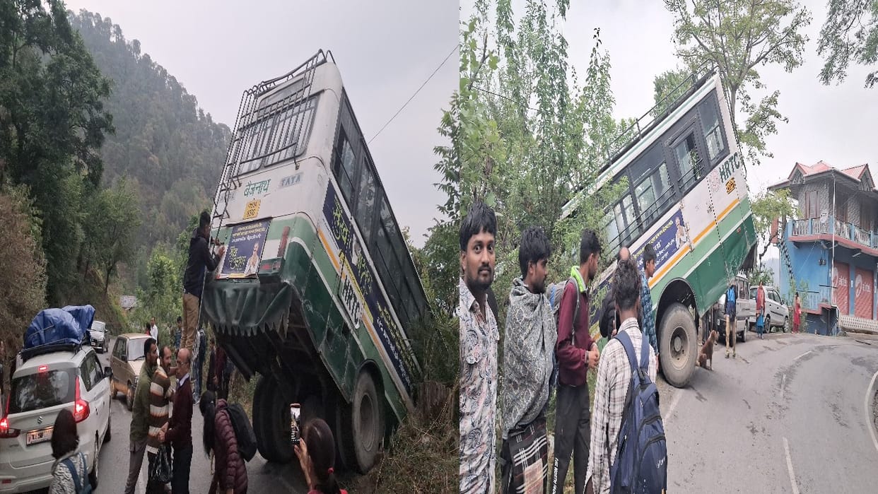 HRTC bus went out of control and got stuck in the air, passengers started screaming