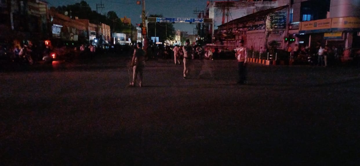 People voluntarily switched off the lights In Jabalpur