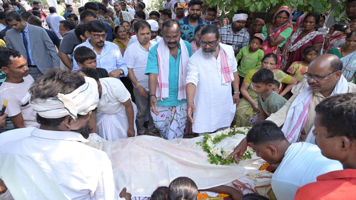 Jharkhand News Jharkhand agitator Kapoor Kumar Tudu passed away CM Hemant Soren paid tribute