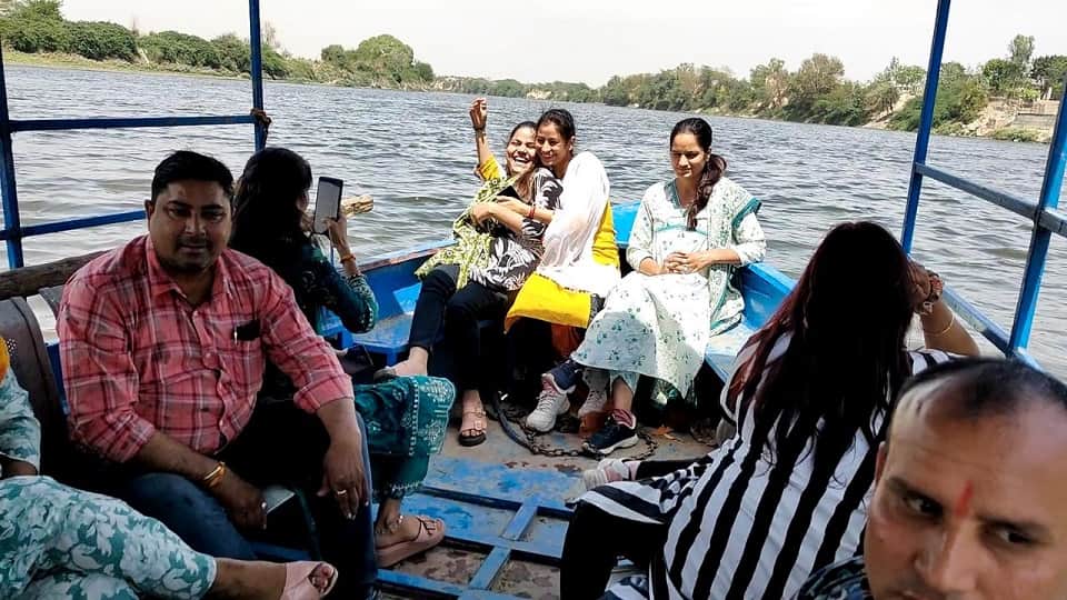 Jungle safari boating and horse riding free in agra up news