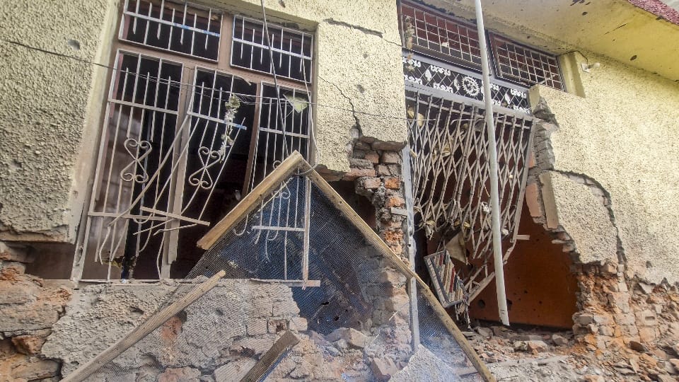 Ceasefire Violation Pakistan Army posts resorted to unprovoked fire using small arms and artillery guns on LoC