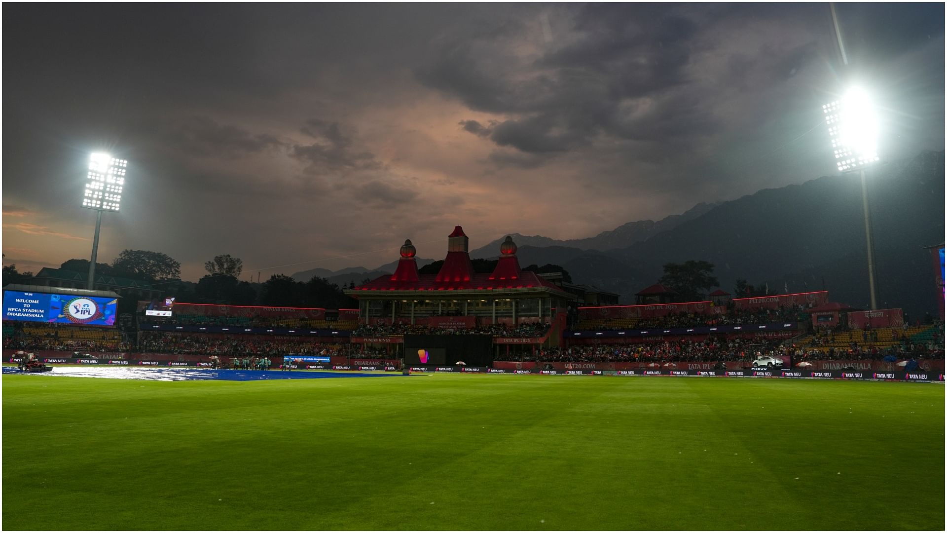 धर्मशाला स्टेडियम