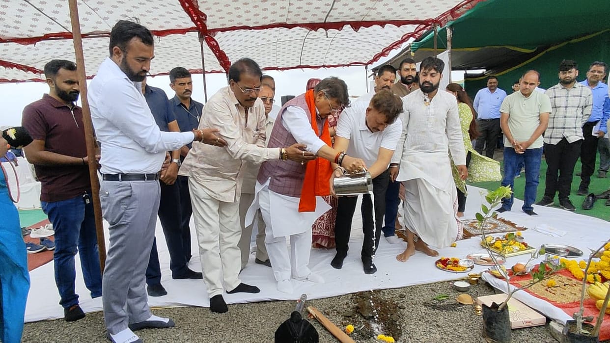 Indore: 12 lakh plants will survive with the treated water of the treatment plant, 10 km line will be laid