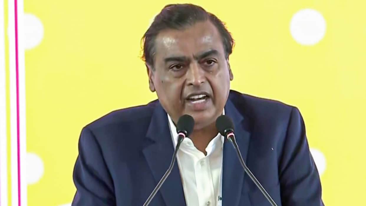 Reliance Industries Crosses $10 Billion Profit in FY26; Mukesh Ambani Declares It India's Decade