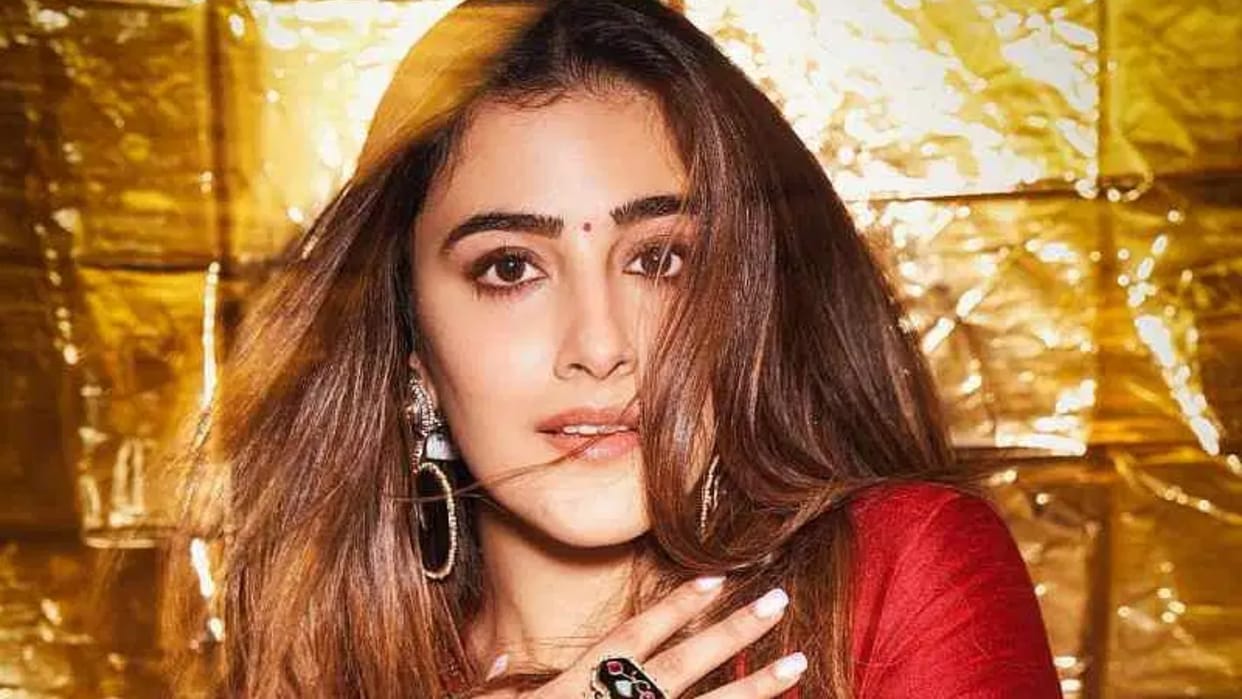 Singer Stebin ben Reaction on Dating Rumors with Nupur Sanon