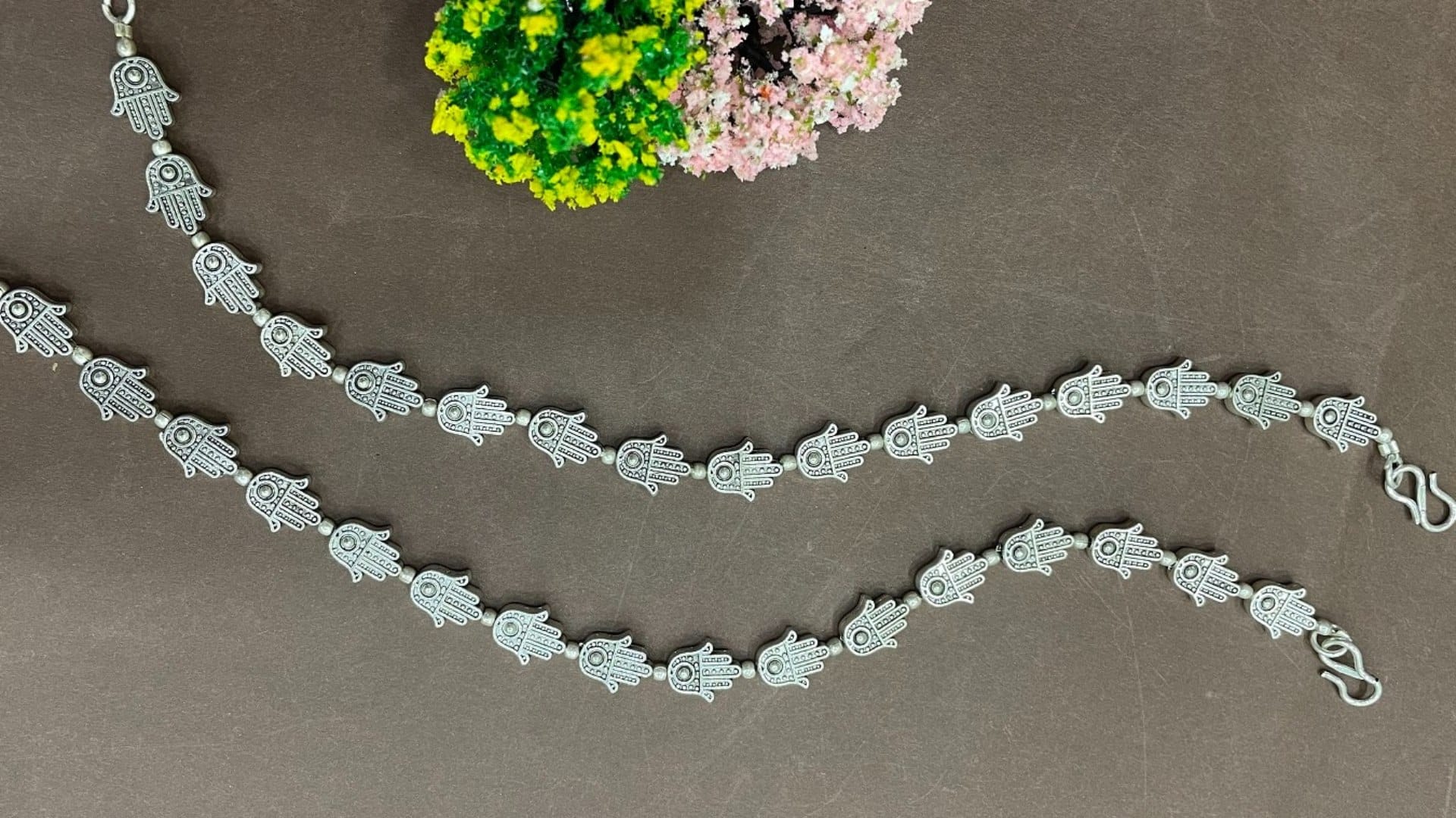 Best Anklet to gift your mom this Mother's Day 2025 Check out Latest Designs