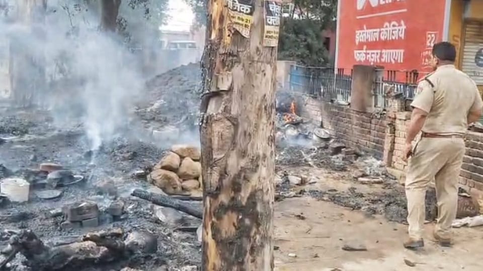 Woman burnt alive in fire at slum in Ambala Shahzadpur husband critical