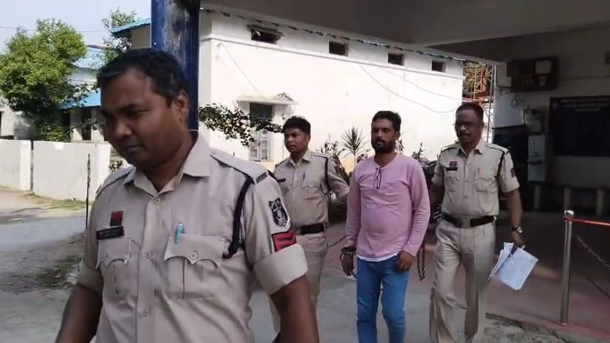 Shaheel Khan arrested for posting objectionable post in Jashpur