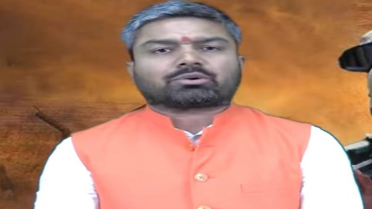 Nawada Youtuber Manish Kashyap Case filed against Manish Kashyap for posting molestation video on social media