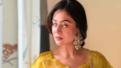 Falaq Naaz Criticizing fellow Muslim actors for their silence during the ongoing India Pakistan conflict