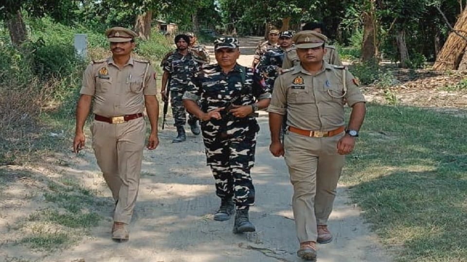 After LoC now Nepal border is on alert additional forces sent
