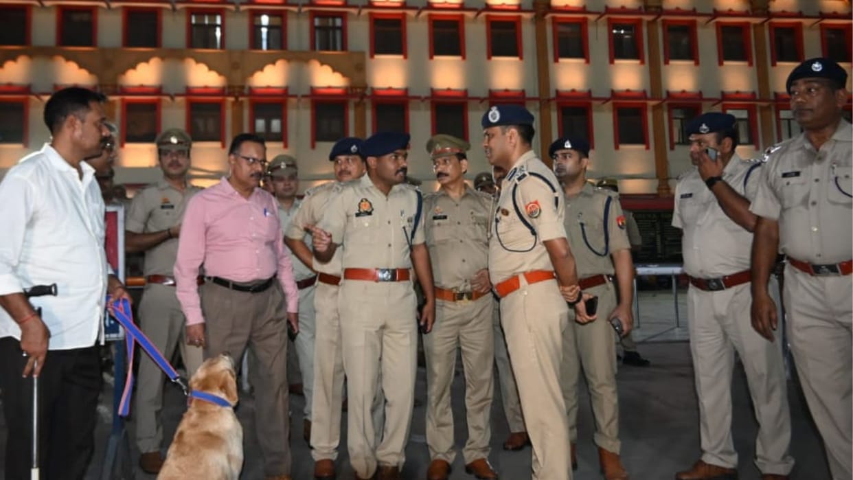 Varanasi High Alert for attack Drones monitored police on road ACP said officers should stay in field