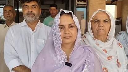 महिला सरपंच मुकेश देवी।