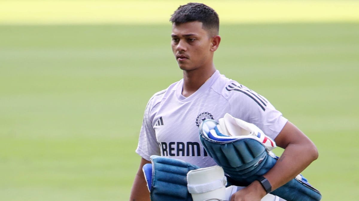 Yashasvi Jaiswal Was Left Out Of India's Main Slip Cordon During Training  Ahead Of The Edgbaston Test - Amar Ujala Hindi News Live - Ind Vs  Eng:फील्डिंग अभ्यास के दौरान स्लिप में खड़े नहीं दिखे यशस्वी जायसवाल, लीड्स  टेस्ट में छोड़े थे कैच