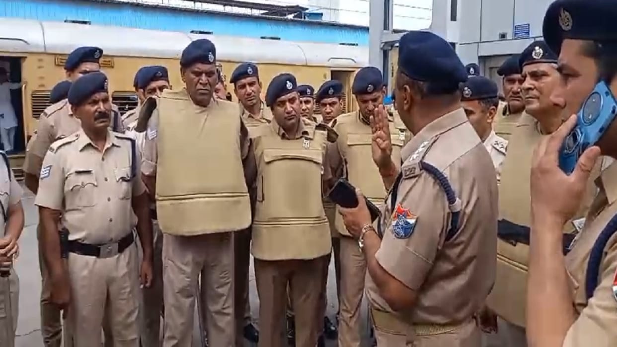 High alert in Ambala Schools and colleges closed blackout from 8 pm to 6 am; Hisar airport handed over to army