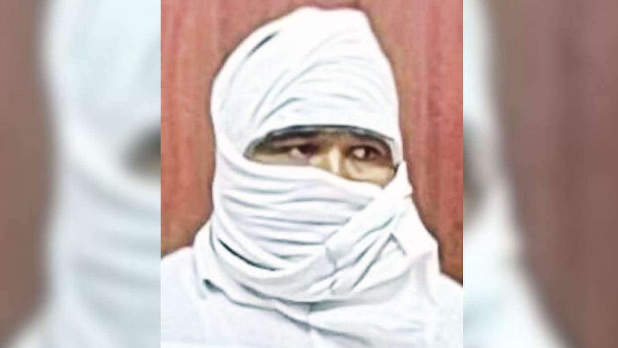 Chandauli News Arrested for providing protection to murder accused shooters identified