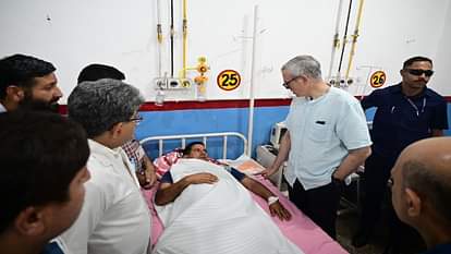 सीएम उमर अब्दुल्ला जम्मू में मेडिकल कॉलेज पहुंचे