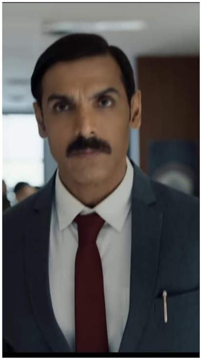 द डिप्लोमेट