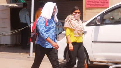 वाराणसी में बदला माैसम का मिजाज।