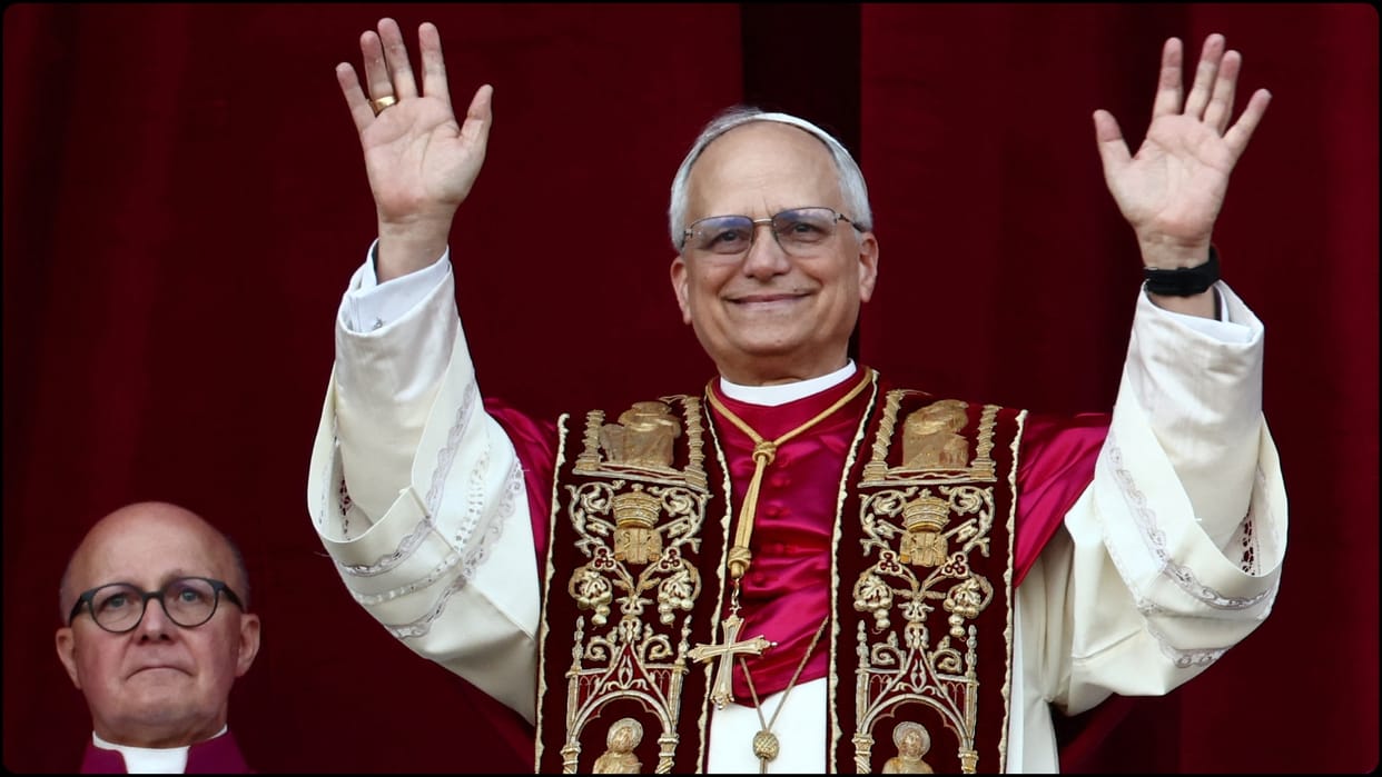 Pope Leo XIV urges release of imprisoned journalists, affirms gift of free speech, press