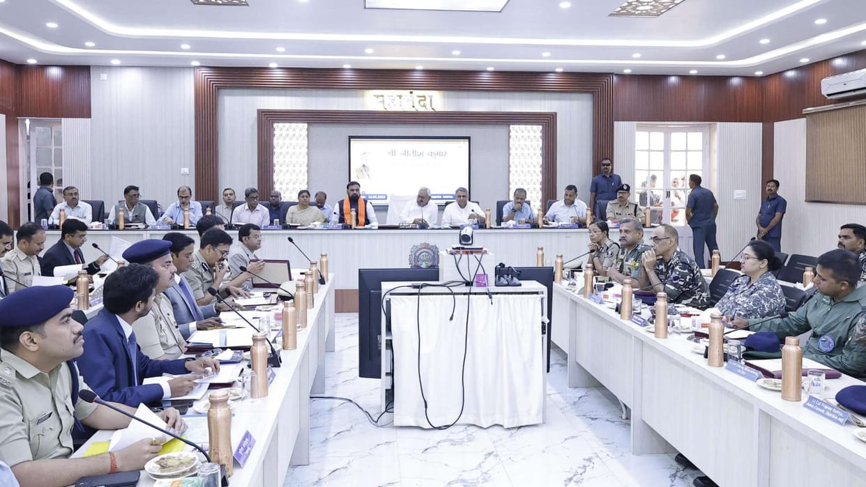 CM Nitish Kumar in purnia review meeting on Nepal and Bangladesh border situation during India Pakistan tensio