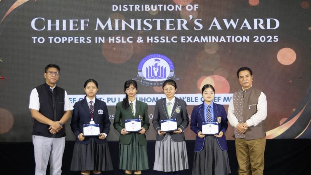 Mizoram CM Lalduhoma and Education Minister felicitated meritorious students who excelled in exams