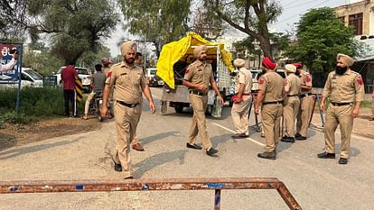 Indo-pak Tension Explosion Near Air Force Station In Bathinda - Amar Ujala  Hindi News Live - Indo-pak Tension:बठिंडा में एयरफोर्स स्टेशन के नजदीक धमाका,  पुलिस जांच में जुटी; रेड अलर्ट जारी