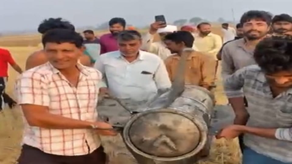 People picked up the debris of missile in Sirsa and handed over to police