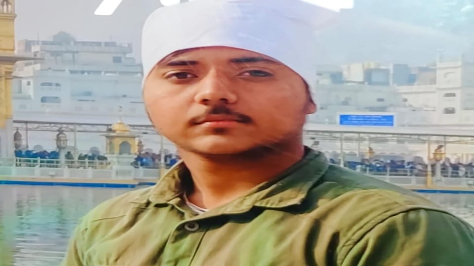 A 19-year-old youth was murdered in Khojkipur