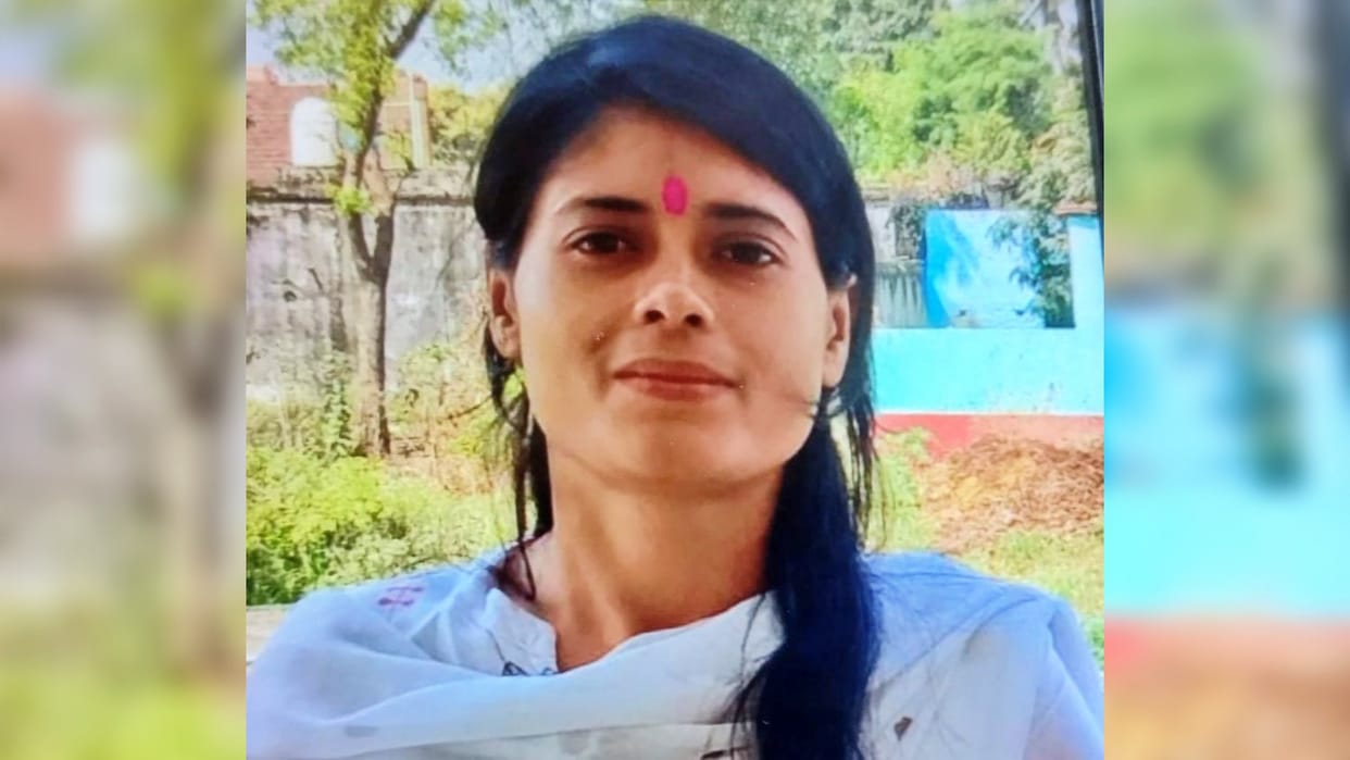 Bhagalpur News: Body of girl student found hanging from noose in lodge lover in custody