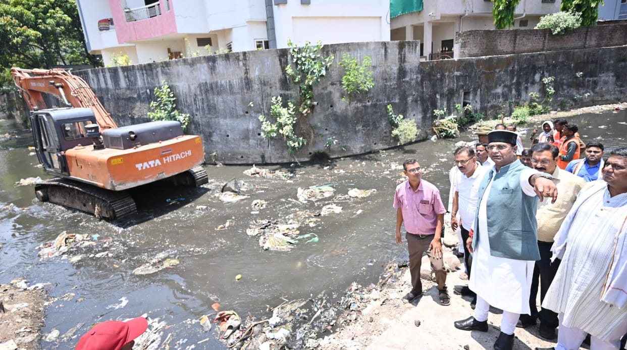 Bhopal: Cleaning campaign in Bhopal's drains before monsoon, Minister Sarang inspected, gave instructions  ,