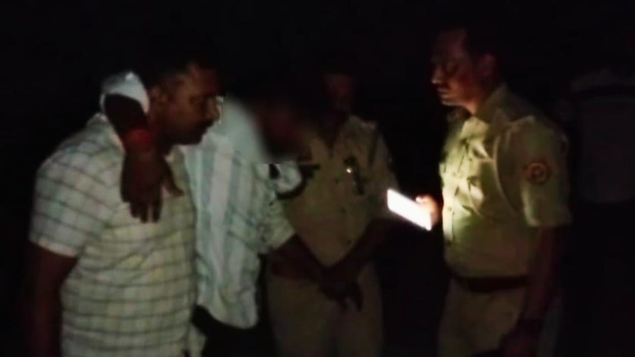 encounter in Ghazipur 25 thousand bounty arrested absconding in cow smuggling case cases registered