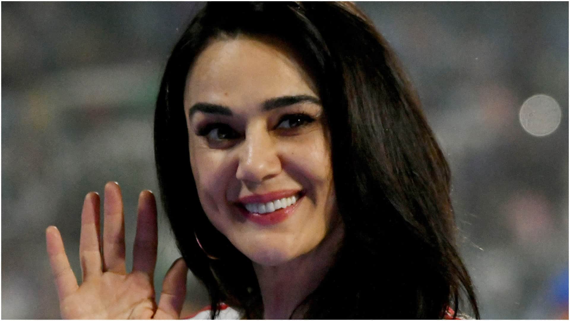 Netizens Reaction on Preity Zinta Post after her team Punjab Kings loss ipl final in Shreyas Iyer captaincy