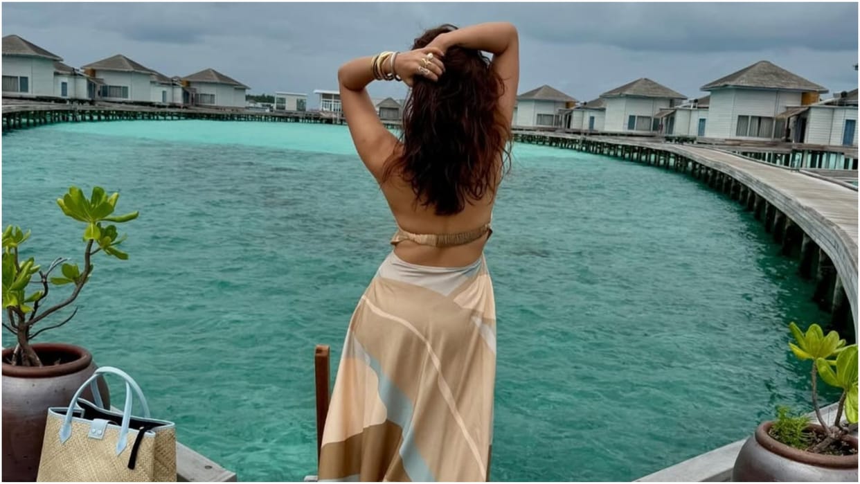 kusha kapila warns her fans about fake facebook account demanding money