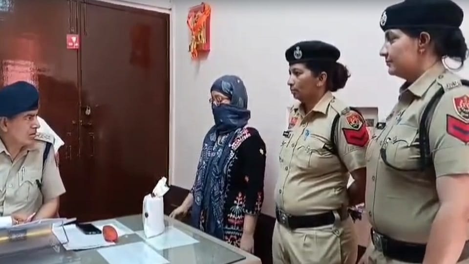 Opium recovered from a woman in Tohana