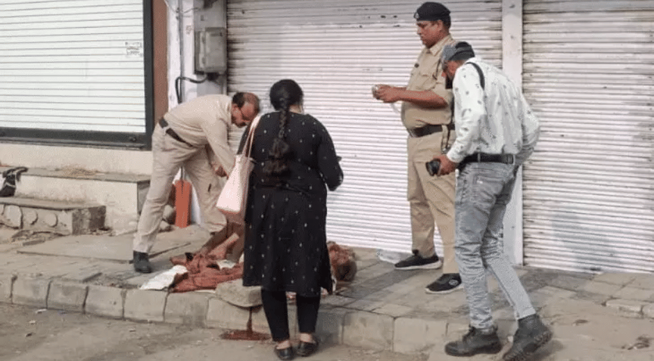 indore-news-laborer-murdered-on-footpath-for-money