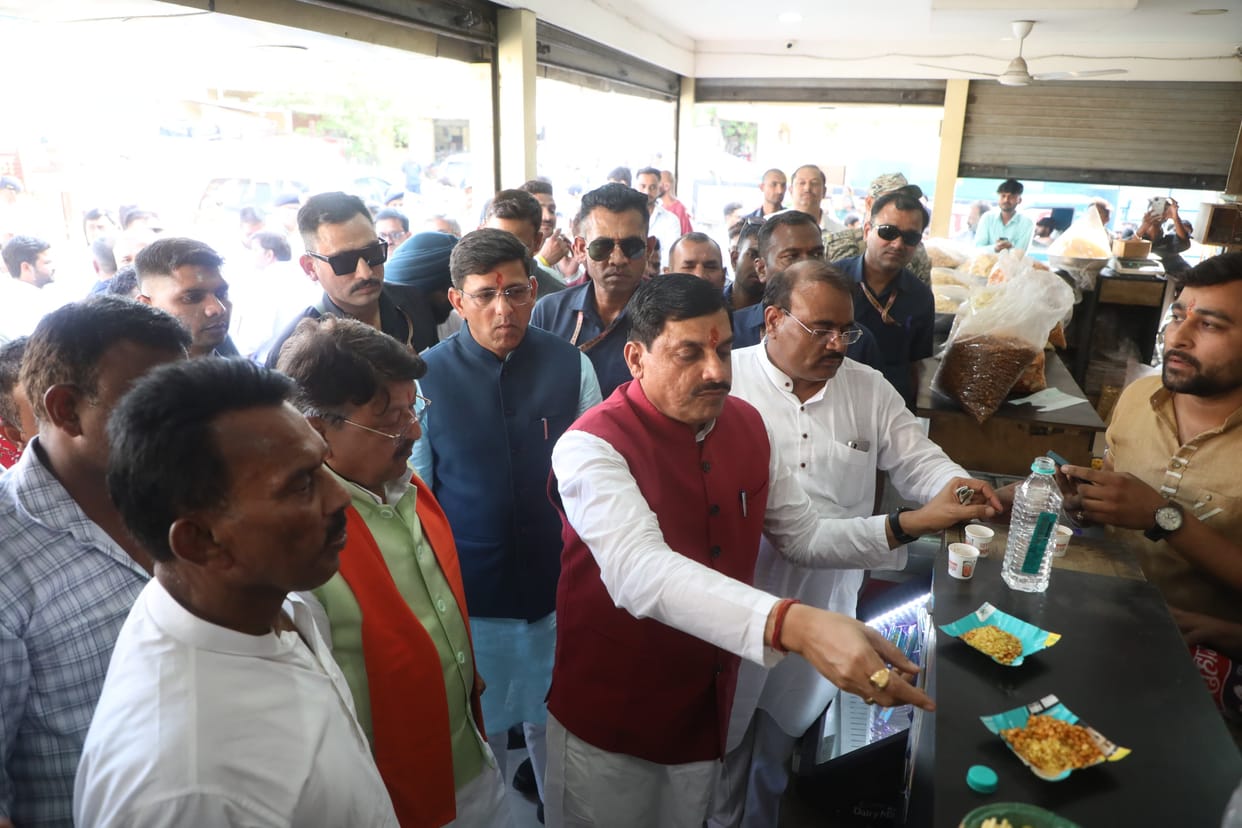 Indore: Chief Minister Mohan Yadav said- Swami Vivekananda's life is a symbol of sacrifice and service