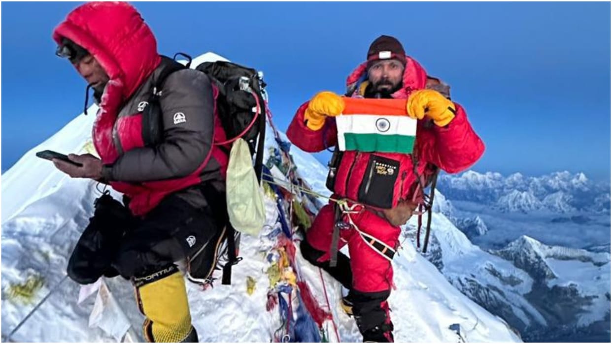 Pune mountaineer Jitendra Gaware created history; conquered the world's fifth highest peak Mount Makalu
