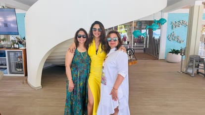 Kareena Kapoor Dia Mirza Shared Social Media Posts On Mothers Day