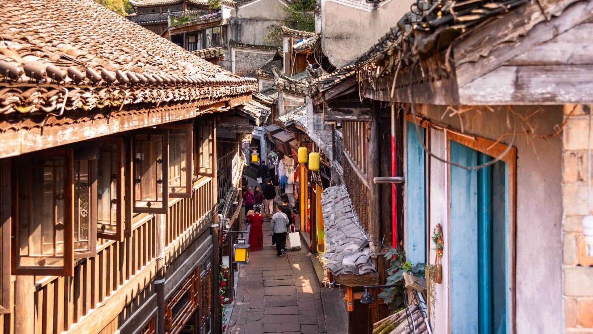 Yangsi Mysterious village in China where most people are dwarf Know Unsolved mystery key facts in Hindi