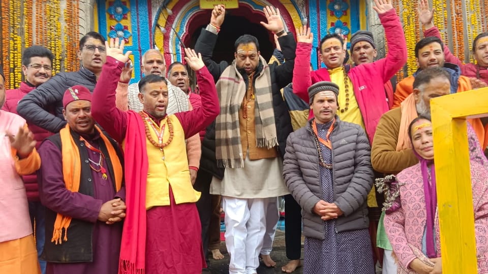 BKTC Newly appointed president reached Kedarnath performed Rudrabhishek Puja in name of soldiers