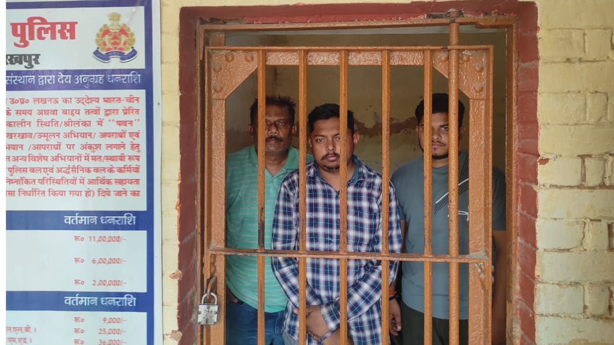 3 accused arrested in firing case in Gorakhpur Khajni police station area, sisters were injured in the firing