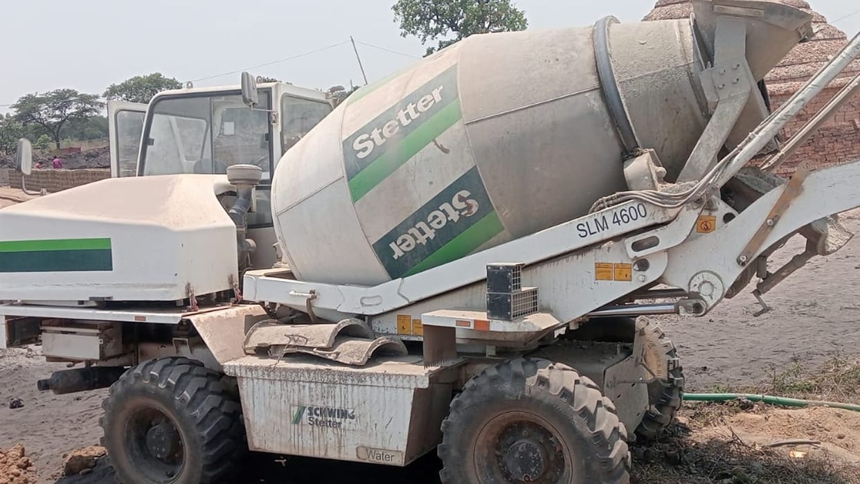 Mixer machine driver died in Raigarh