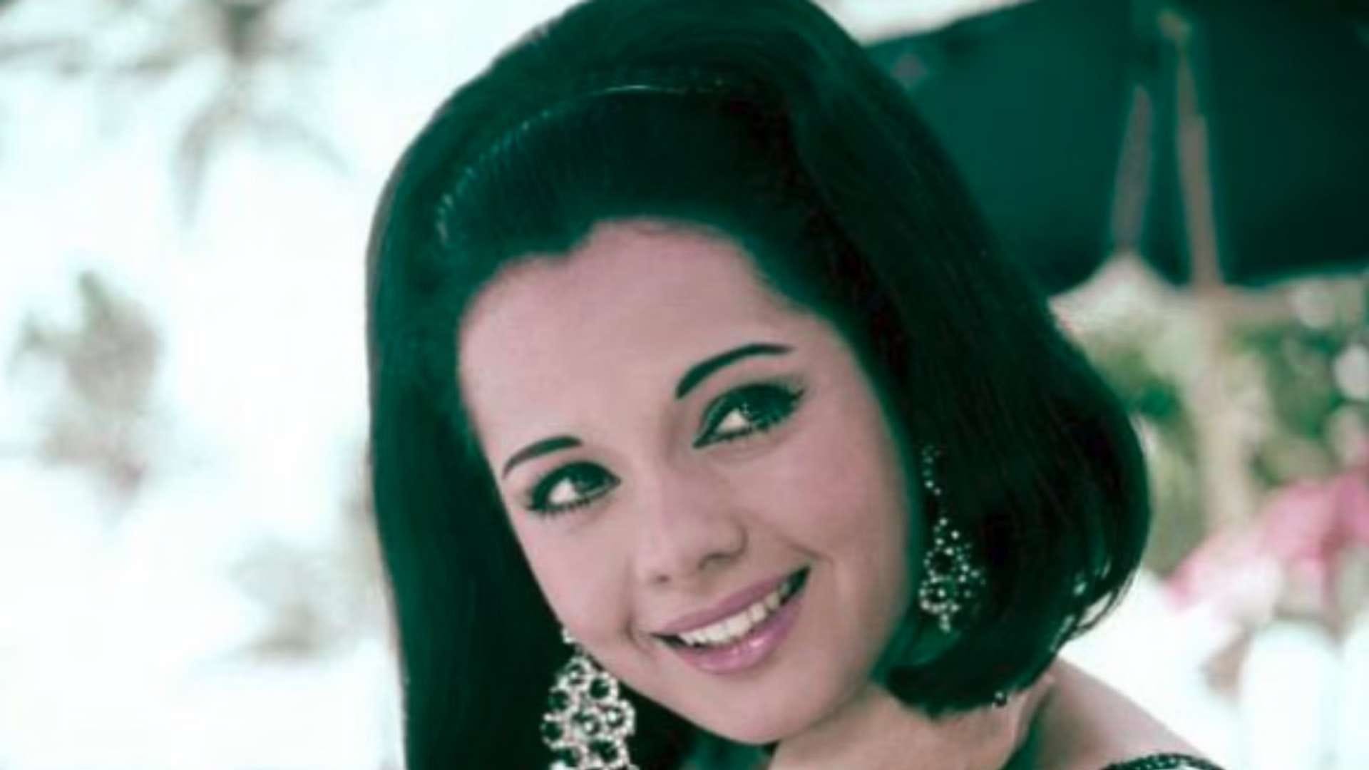 International Nurses Day special Bollywood films on nurse Aishwarya rai Hema Malini meena kumari