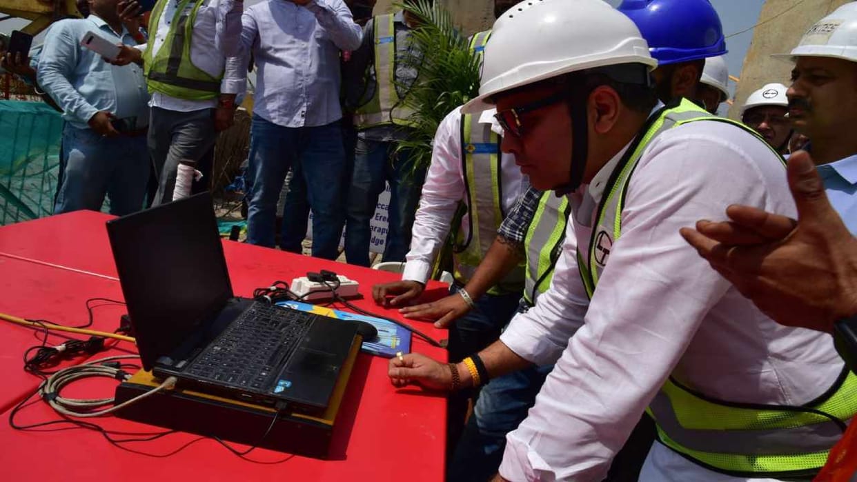PWD Minister again laid the foundation stone of Barapullah Project today