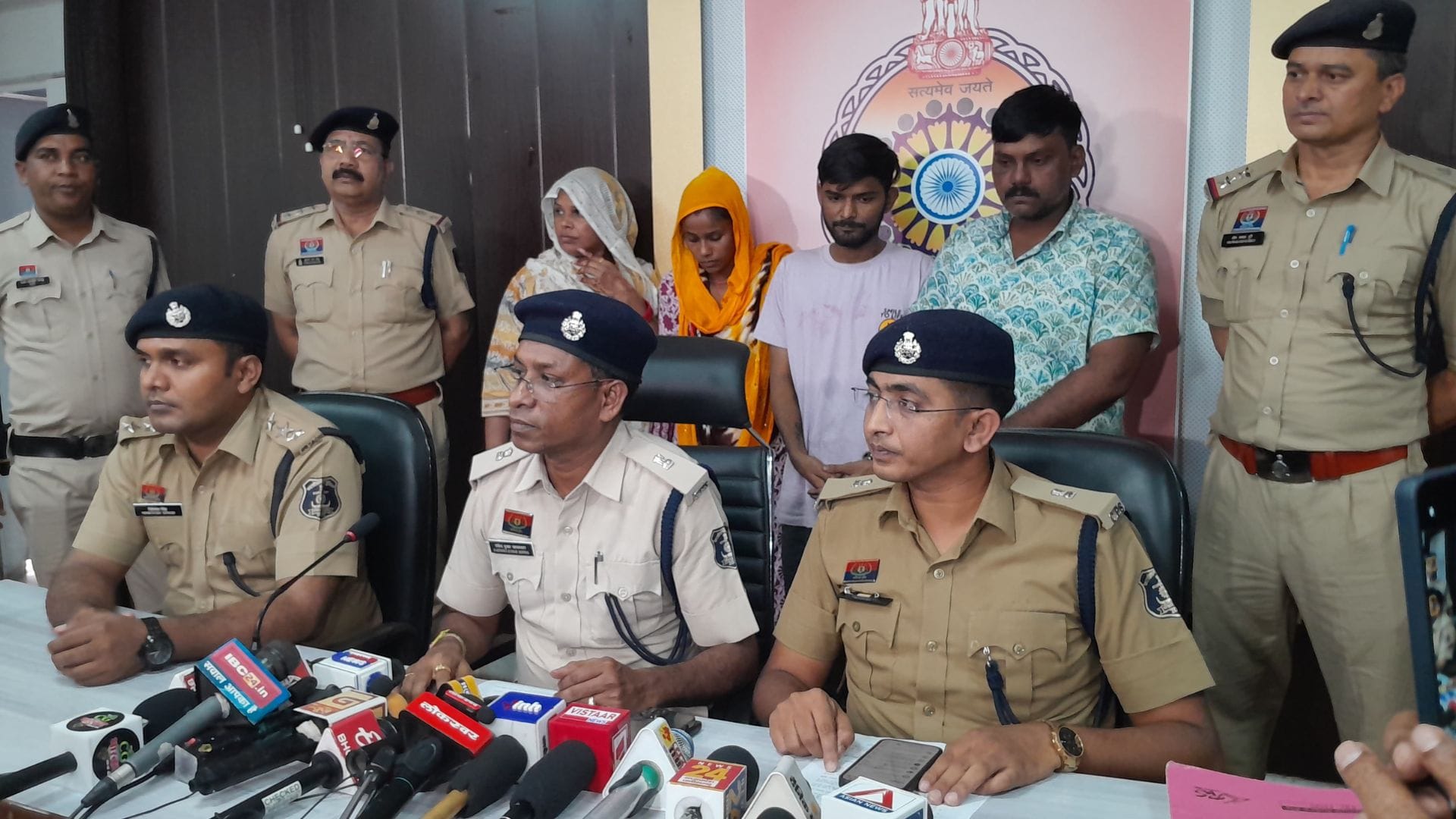 ठगी करने वाले आरोपी गिरफ्तार