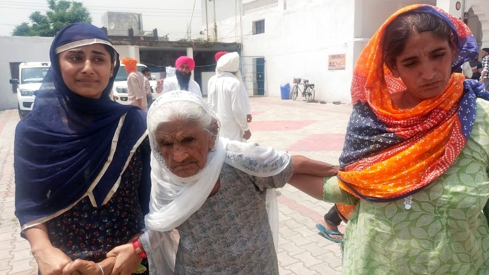 21 people died and 10 others hospitalised after drinking spurious liquor in Amritsar see photos