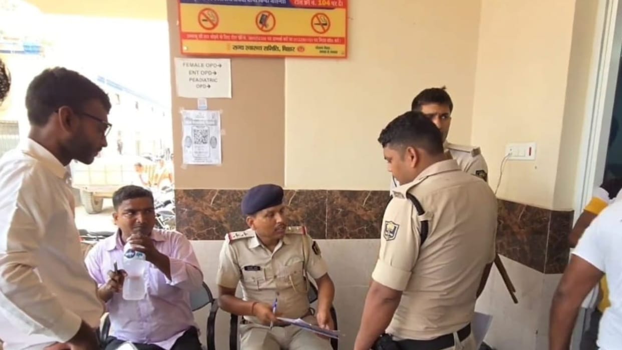 Bihar News: Teacher's body found hanging from a noose, police engaged in investigation